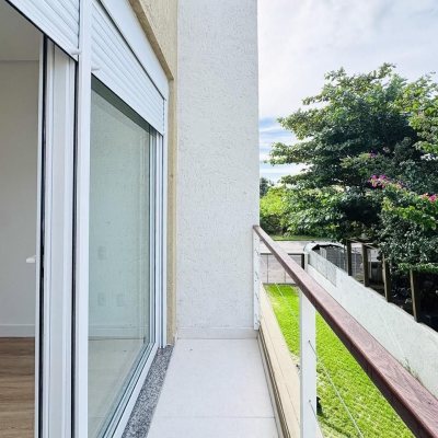 Casa Residencial com 123m², 3 quartos (sendo 1 suíte), 1 garagem, no bairro Campeche em Florianópolis