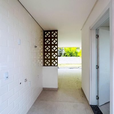 Casa Residencial com 123m², 3 quartos (sendo 1 suíte), 1 garagem, no bairro Campeche em Florianópolis
