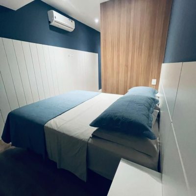 Cobertura com 318m², 4 quartos, 4 suítes, 3 garagens, no bairro Cachoeira do Bom Jesus em Florianópolis