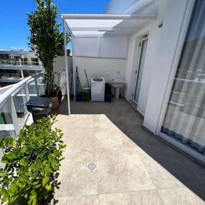 Cobertura com 318m², 4 quartos, 4 suítes, 3 garagens, no bairro Cachoeira do Bom Jesus em Florianópolis