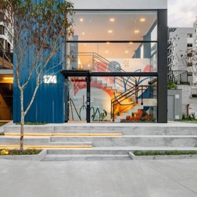 Loja com 69m², no bairro Carvoeira em Florianópolis