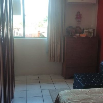 Apartamentos com 42m², 1 quarto, 1 garagem, no bairro Canasvieiras em Florianópolis