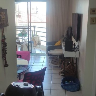 Apartamentos com 42m², 1 quarto, 1 garagem, no bairro Canasvieiras em Florianópolis