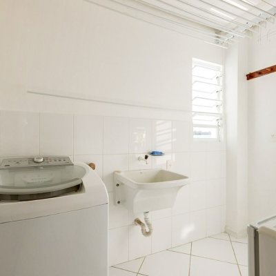 Casa Residencial com 176m², 4 quartos, 2 suítes, 4 garagens, no bairro Ingleses do Rio Vermelho em Florianópolis