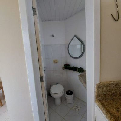 Casa Residencial com 176m², 4 quartos, 2 suítes, 4 garagens, no bairro Ingleses do Rio Vermelho em Florianópolis