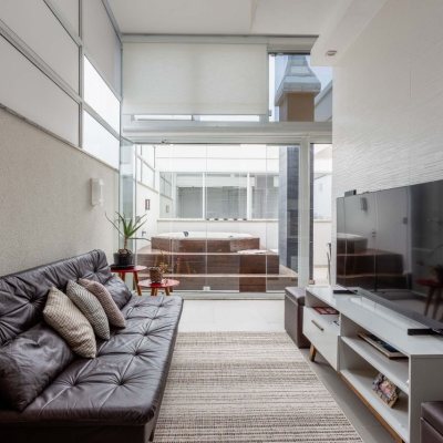 Cobertura com 110m², 2 quartos, 1 suíte, 2 garagens, no bairro Canasvieiras em Florianópolis