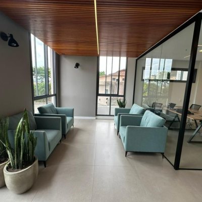 Loft com 37m², 1 quarto (sendo 1 suíte), 1 garagem, no bairro Pantanal em Florianópolis