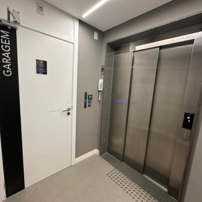 Loft com 37m², 1 quarto (sendo 1 suíte), 1 garagem, no bairro Pantanal em Florianópolis