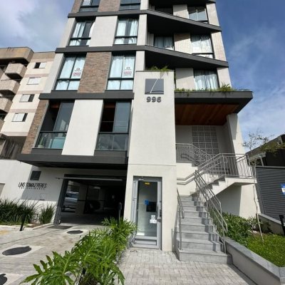 Loft com 37m², 1 quarto (sendo 1 suíte), 1 garagem, no bairro Pantanal em Florianópolis