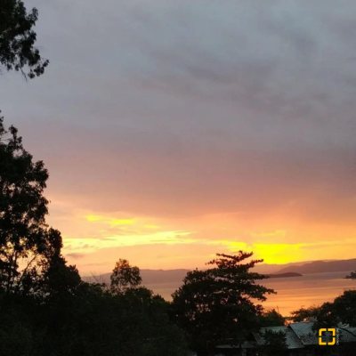 Casa Residencial com 152m², 3 quartos, 1 suíte, 2 garagens, no bairro Sambaqui em Florianópolis