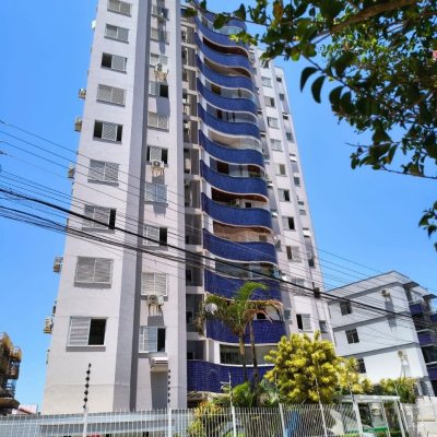 Apartamentos com 114m², 4 quartos, 1 suíte, 2 garagens, no bairro Coqueiros em Florianópolis