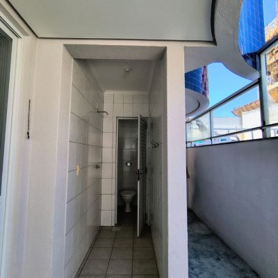 Apartamentos com 114m², 4 quartos, 1 suíte, 2 garagens, no bairro Coqueiros em Florianópolis