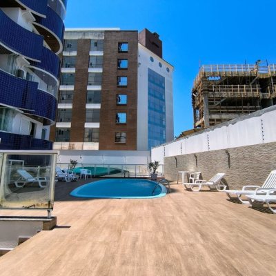 Apartamentos com 114m², 4 quartos, 1 suíte, 2 garagens, no bairro Coqueiros em Florianópolis