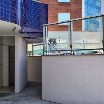 Apartamentos com 114m², 4 quartos, 1 suíte, 2 garagens, no bairro Coqueiros em Florianópolis