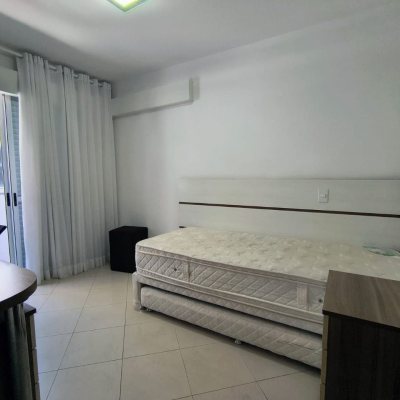 Apartamentos com 114m², 4 quartos, 1 suíte, 2 garagens, no bairro Coqueiros em Florianópolis