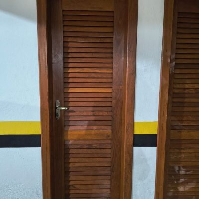 Apartamentos com 114m², 4 quartos, 1 suíte, 2 garagens, no bairro Coqueiros em Florianópolis