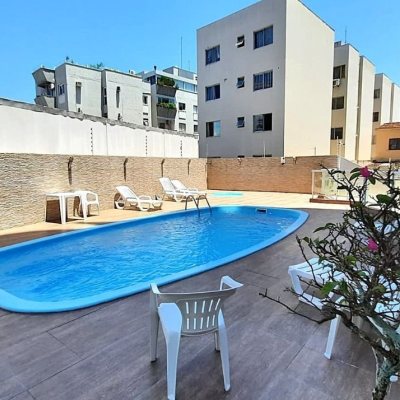 Apartamentos com 114m², 4 quartos, 1 suíte, 2 garagens, no bairro Coqueiros em Florianópolis