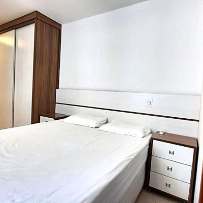Apartamentos com 114m², 4 quartos, 1 suíte, 2 garagens, no bairro Coqueiros em Florianópolis