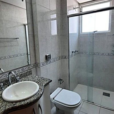 Apartamentos com 114m², 4 quartos, 1 suíte, 2 garagens, no bairro Coqueiros em Florianópolis