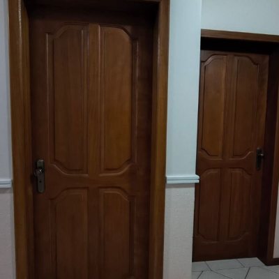 Apartamentos com 114m², 4 quartos (sendo 1 suíte), 2 garagens, no bairro Coqueiros em Florianópolis