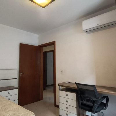 Apartamentos com 114m², 4 quartos (sendo 1 suíte), 2 garagens, no bairro Coqueiros em Florianópolis