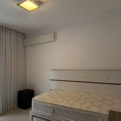Apartamentos com 114m², 4 quartos (sendo 1 suíte), 2 garagens, no bairro Coqueiros em Florianópolis