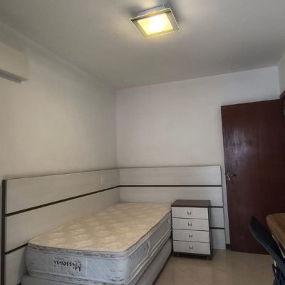 Apartamentos com 114m², 4 quartos (sendo 1 suíte), 2 garagens, no bairro Coqueiros em Florianópolis