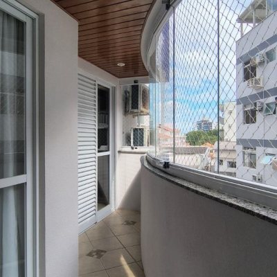Apartamentos com 114m², 4 quartos (sendo 1 suíte), 2 garagens, no bairro Coqueiros em Florianópolis