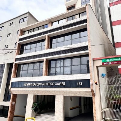 Sala com 163m², 2 garagens, no bairro Centro em Florianópolis