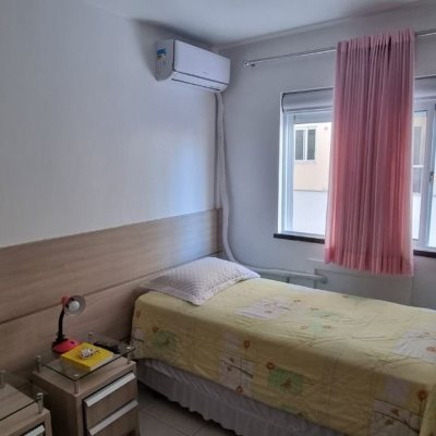 Apartamentos com 75m², 2 quartos, 1 suíte, 1 garagem, no bairro Barreiros em São José