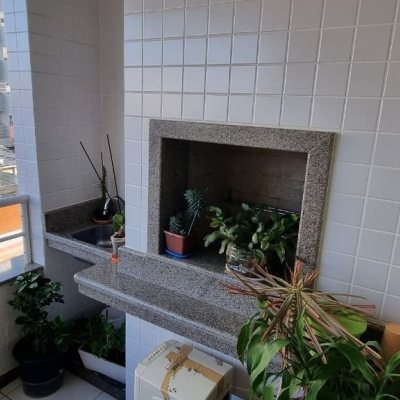 Apartamentos com 75m², 2 quartos, 1 suíte, 1 garagem, no bairro Barreiros em São José