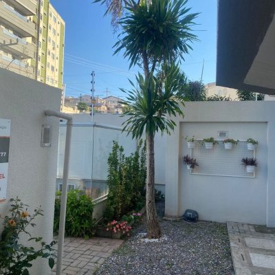 Apartamentos com 75m², 2 quartos, 1 suíte, 1 garagem, no bairro Barreiros em São José