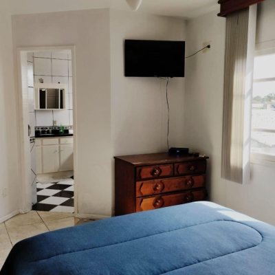 Casa Residencial com 165m², 5 quartos, 2 suítes, 4 garagens, no bairro Campeche em Florianópolis