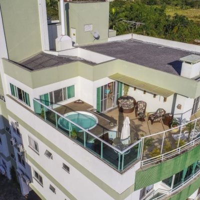 Cobertura com 187m², 3 quartos, 1 suíte, 1 garagem, no bairro Ingleses do Rio Vermelho em Florianópolis
