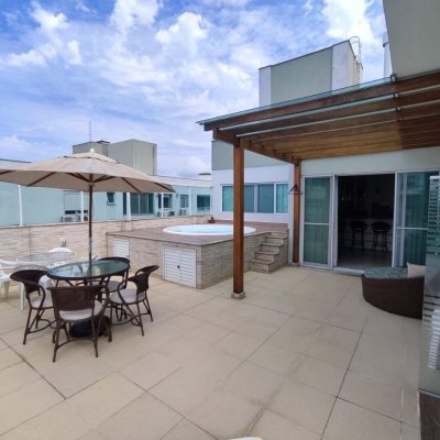 Cobertura com 187m², 3 quartos, 1 suíte, 1 garagem, no bairro Ingleses do Rio Vermelho em Florianópolis