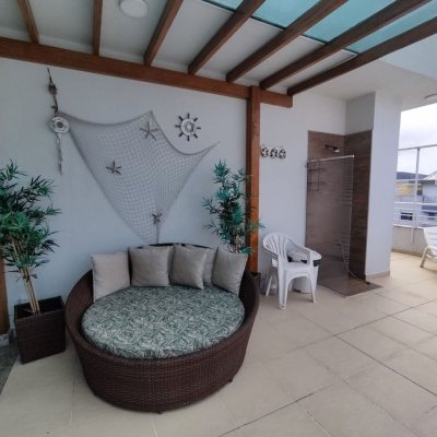 Cobertura com 187m², 3 quartos, 1 suíte, 1 garagem, no bairro Ingleses do Rio Vermelho em Florianópolis