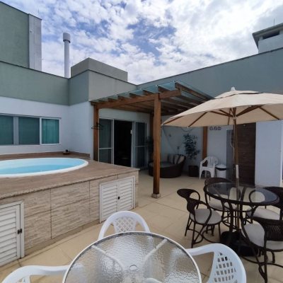 Cobertura com 187m², 3 quartos, 1 suíte, 1 garagem, no bairro Ingleses do Rio Vermelho em Florianópolis