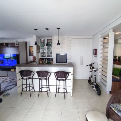 Cobertura com 187m², 3 quartos, 1 suíte, 1 garagem, no bairro Ingleses do Rio Vermelho em Florianópolis