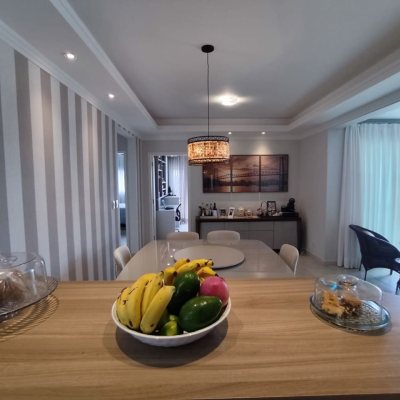 Cobertura com 187m², 3 quartos, 1 suíte, 1 garagem, no bairro Ingleses do Rio Vermelho em Florianópolis