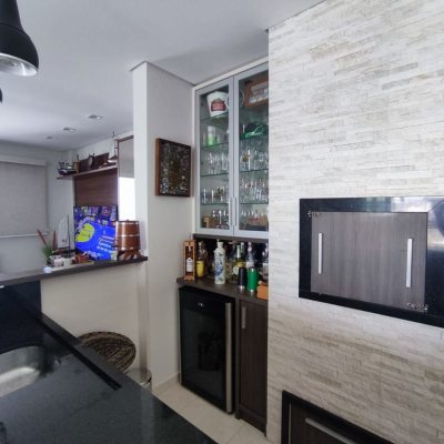 Cobertura com 187m², 3 quartos, 1 suíte, 1 garagem, no bairro Ingleses do Rio Vermelho em Florianópolis