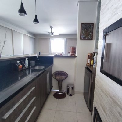 Cobertura com 187m², 3 quartos, 1 suíte, 1 garagem, no bairro Ingleses do Rio Vermelho em Florianópolis