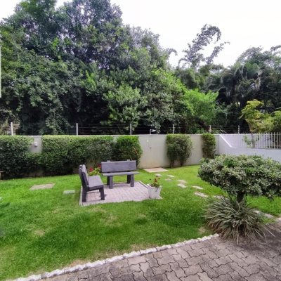 Cobertura com 187m², 3 quartos, 1 suíte, 1 garagem, no bairro Ingleses do Rio Vermelho em Florianópolis