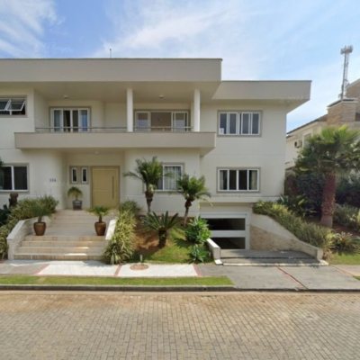 Casa Residencial com 605m², 5 quartos, 5 suítes, 6 garagens, no bairro Jurerê Internacional em Florianópolis