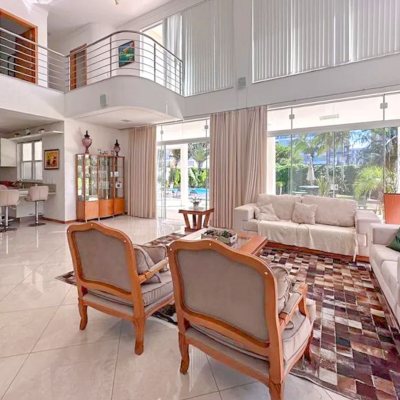 Casa Residencial com 605m², 5 quartos, 5 suítes, 6 garagens, no bairro Jurerê Internacional em Florianópolis