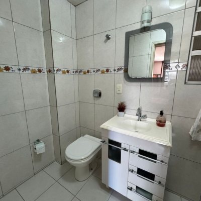 Apartamentos com 48m², 1 quarto, 1 suíte, 1 garagem, no bairro Centro em Florianópolis