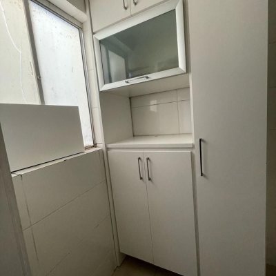 Apartamentos com 68m², 2 quartos, 1 garagem, no bairro BALNEARIO em Florianópolis
