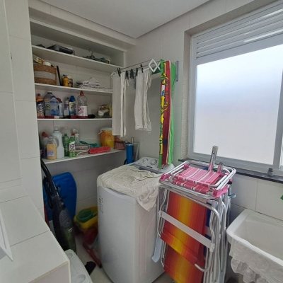 Apartamentos com 78m², 2 quartos, 1 suíte, 1 garagem, no bairro Praia Brava em Florianópolis