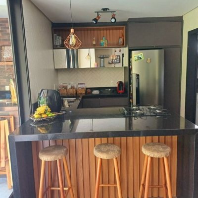 Casa em Condomínio com 186m², 2 quartos, 1 suíte, 2 garagens, no bairro Vargem Grande em Florianópolis