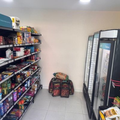 Cobertura com 196m², 3 quartos (sendo 1 suíte), 2 garagens, no bairro Carvoeira em Florianópolis