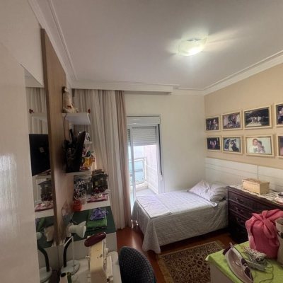 Cobertura com 196m², 3 quartos (sendo 1 suíte), 2 garagens, no bairro Carvoeira em Florianópolis